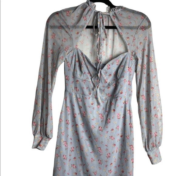 ASOS Mesh Floral Long Sleeve With Diamond Cut Out On The Chest / Size-6 - Picture 1 of 11